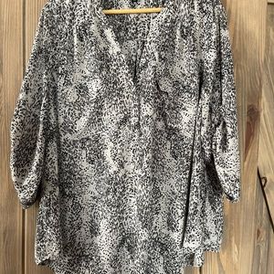 Torrid 3/4 sleeve blouse
